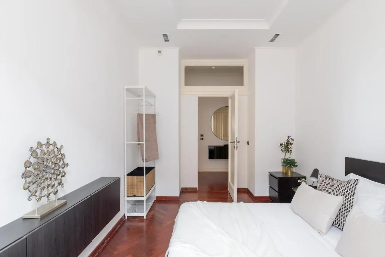 Iflat Veneto Area'S Penthouse Apartment Rome Italy