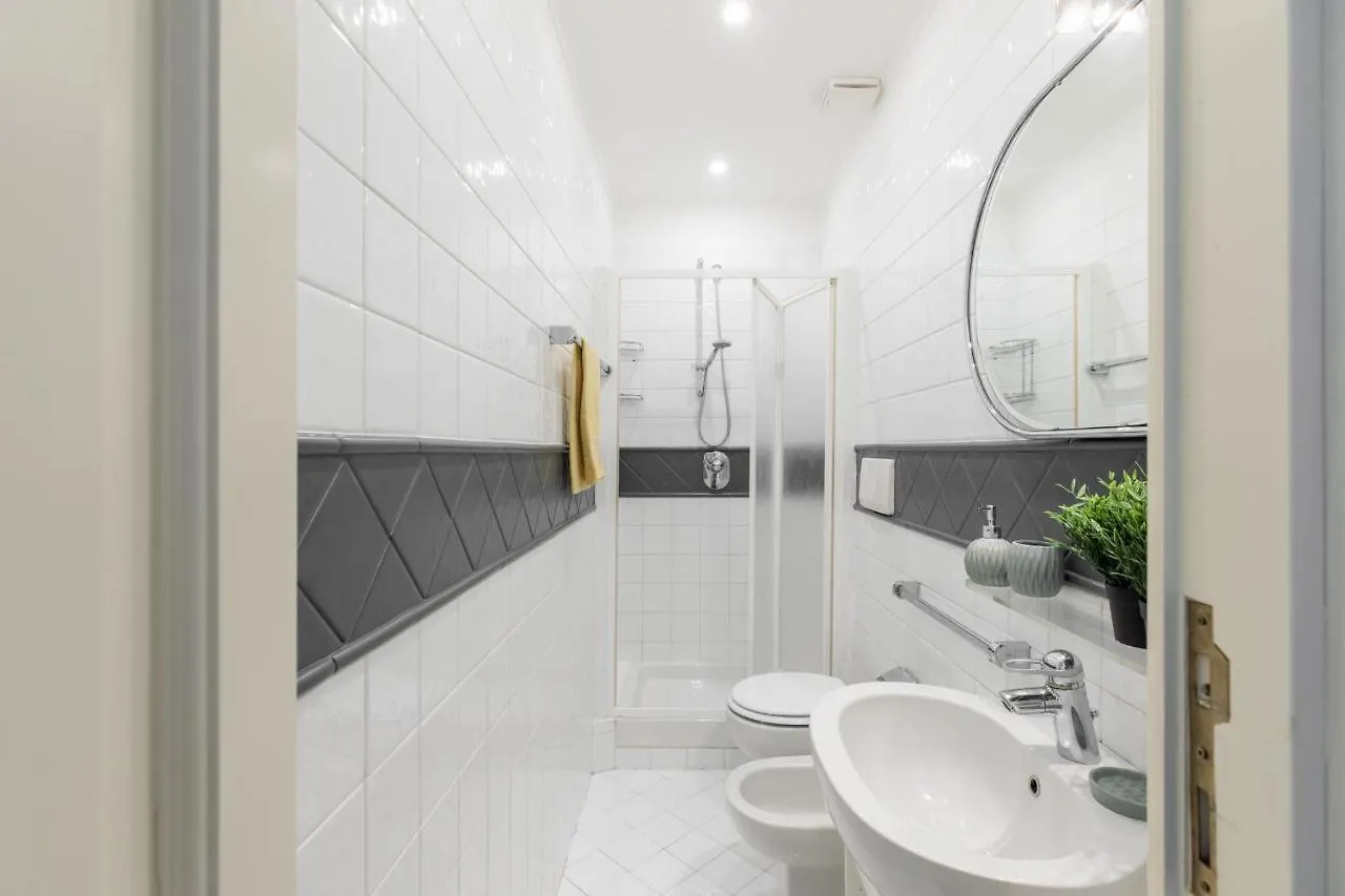 Iflat Veneto Area'S Penthouse Apartment Rome Italy
