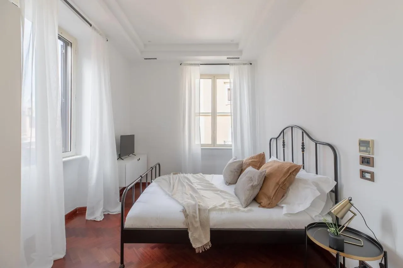 Iflat Veneto Area'S Penthouse Apartment Rome 0*,
