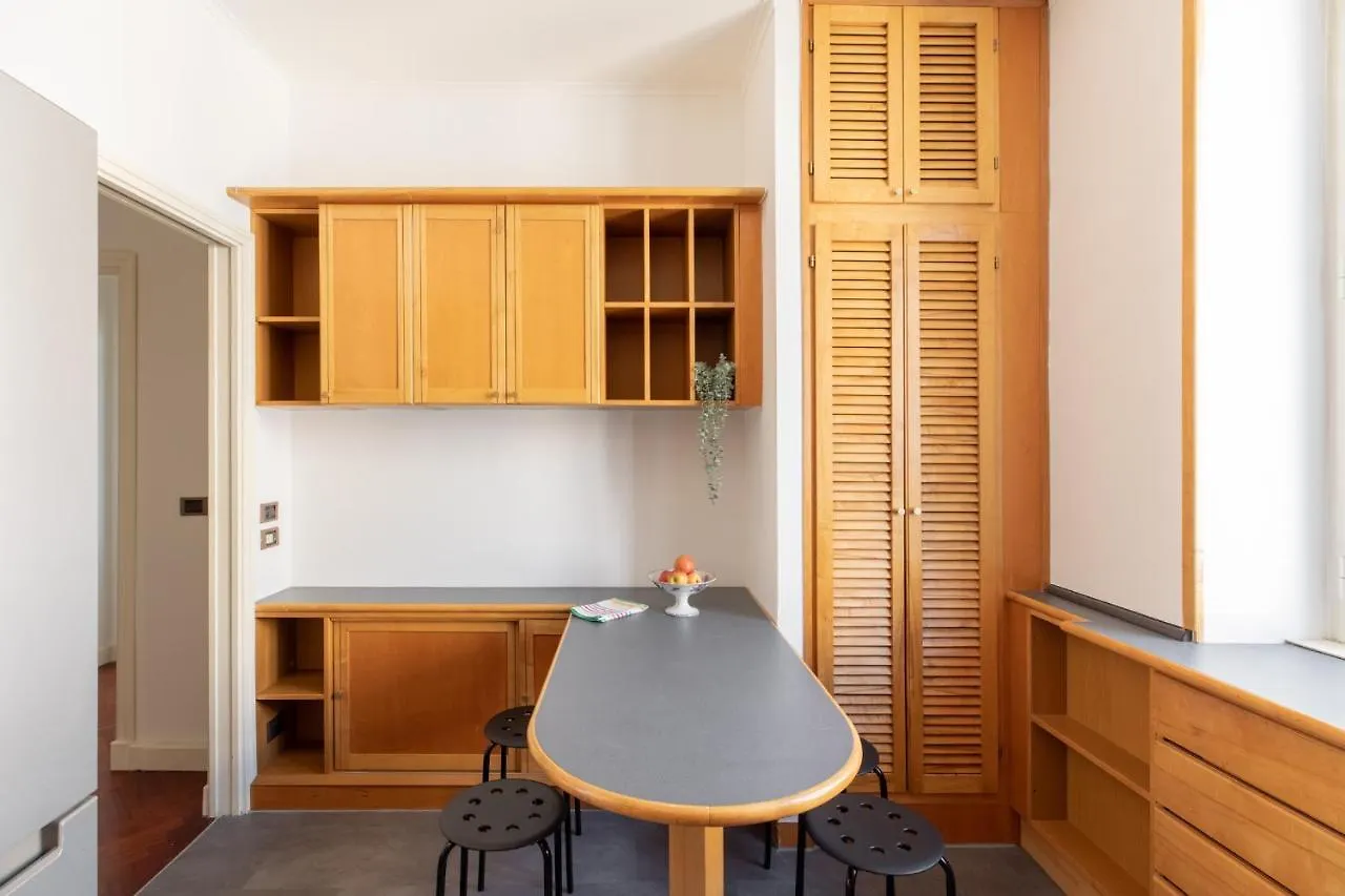 Iflat Veneto Area'S Penthouse Apartment Rome